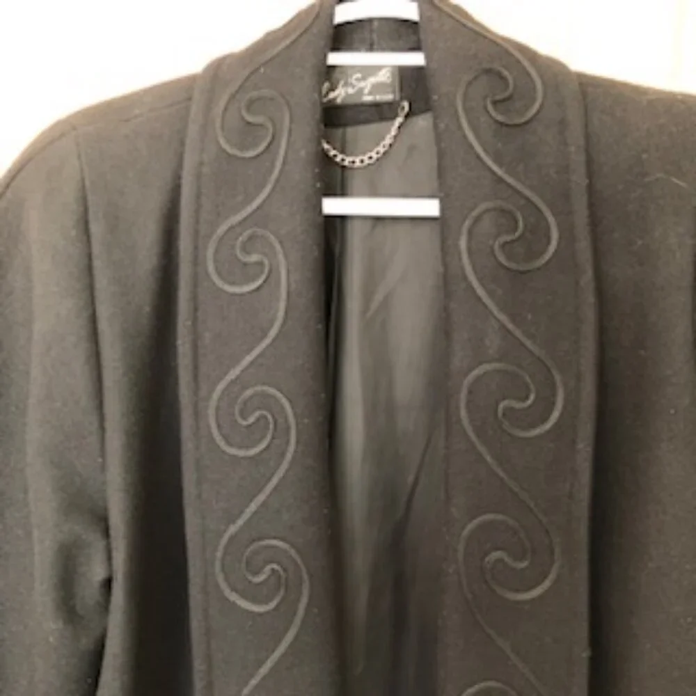 Vintage 1990s Lady Suzette Stylish Black Winter Coat Embroidered Lapels L XL